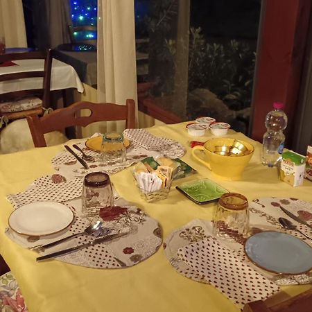 Le Travi Panzió Sarzana Kültér fotó