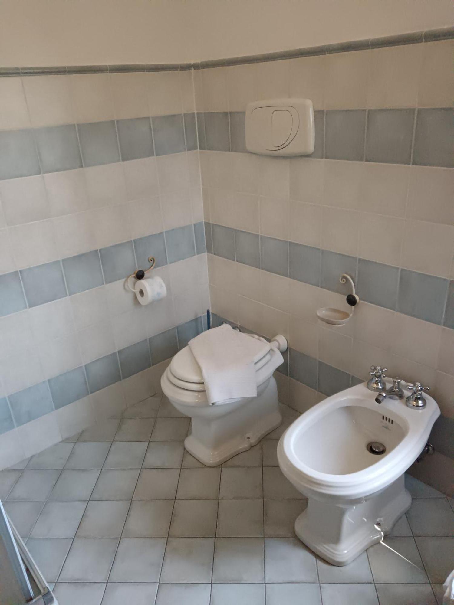 Le Travi Panzió Sarzana Kültér fotó