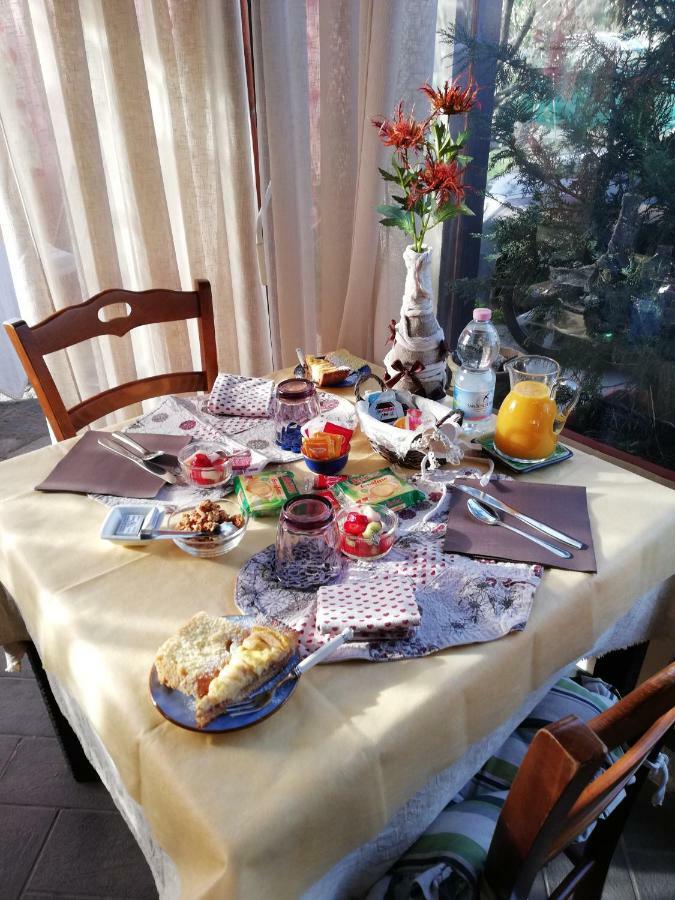 Le Travi Panzió Sarzana Kültér fotó