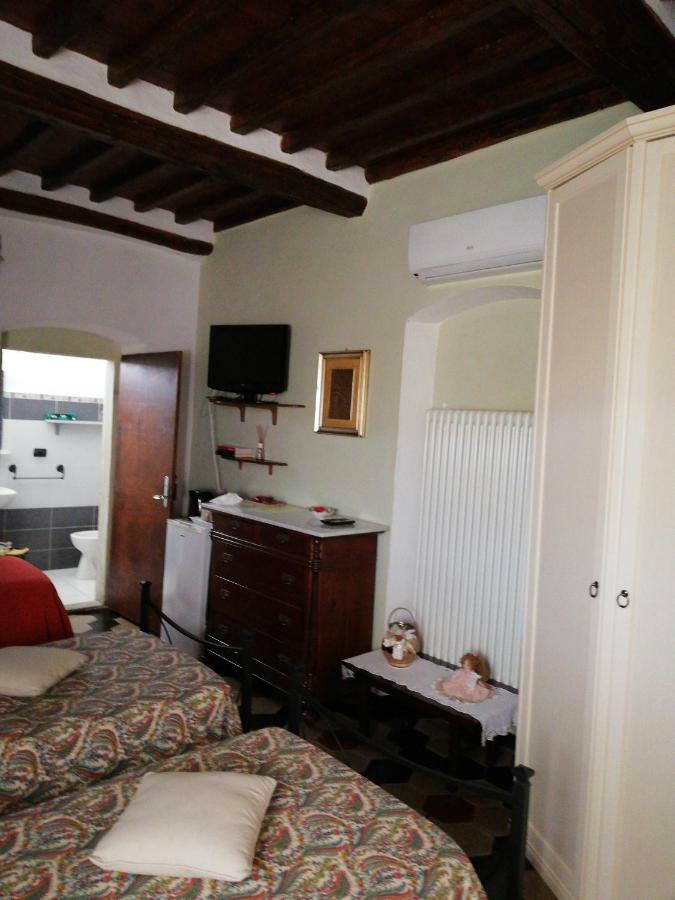 Le Travi Panzió Sarzana Kültér fotó