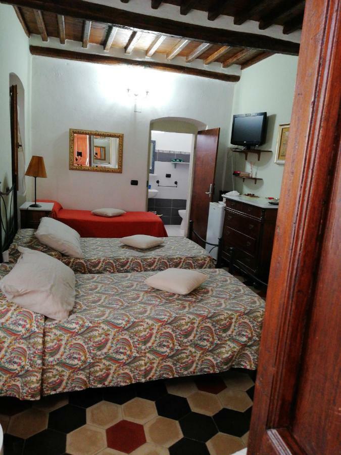 Le Travi Panzió Sarzana Kültér fotó